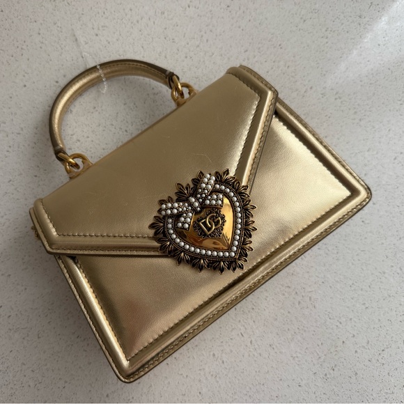 DOLCE & GABBANA Smooth Calfskin Devotion Envelope Top Handle Bag Gold - Picture 12 of 12